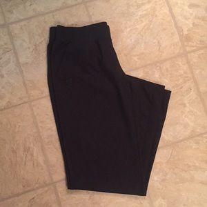 Under Armour black athletic Pants